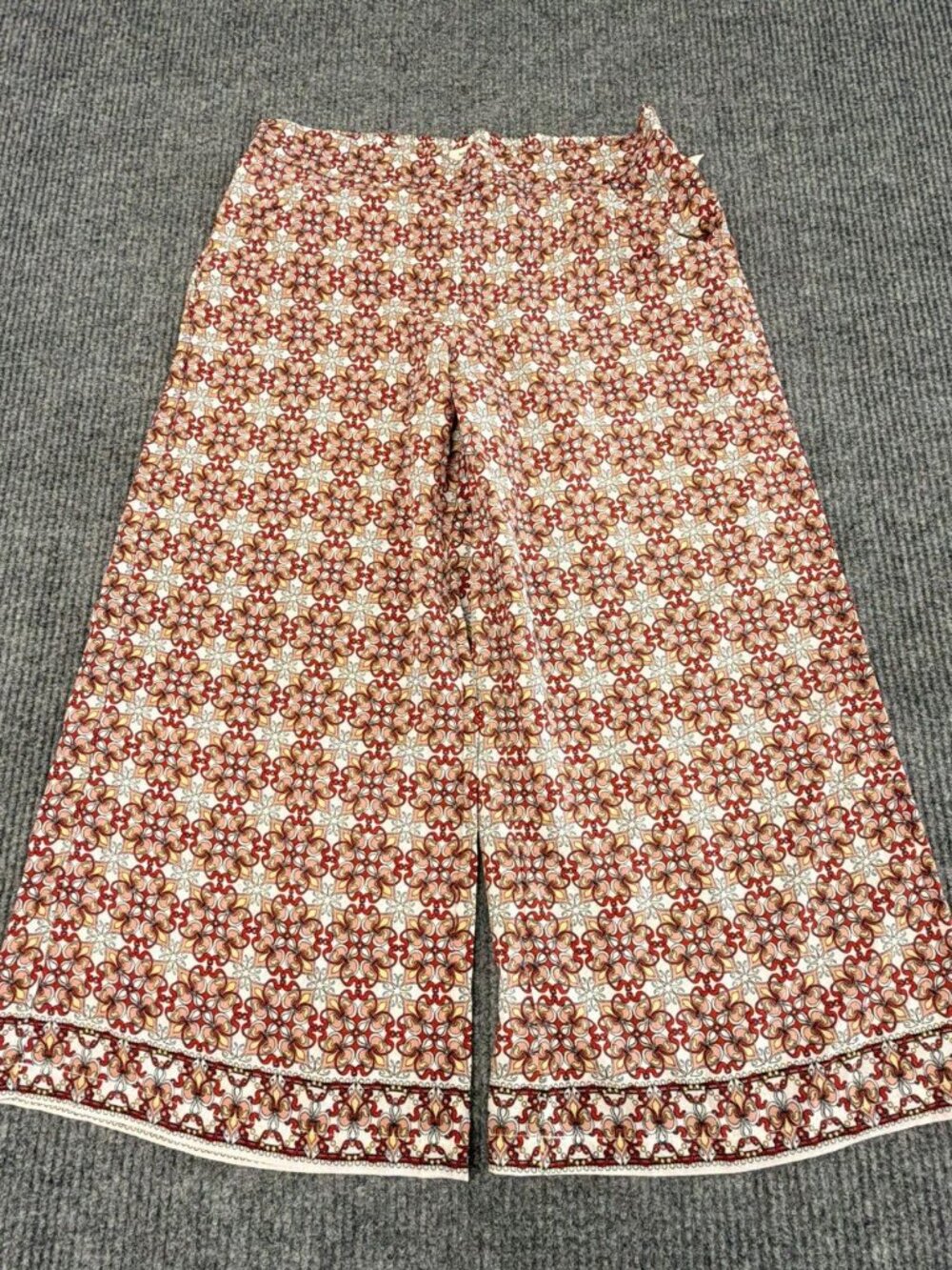 MAX STUDIO Red Women's Pants Medallion Tile Print Wide Leg Culottes NWT - Large